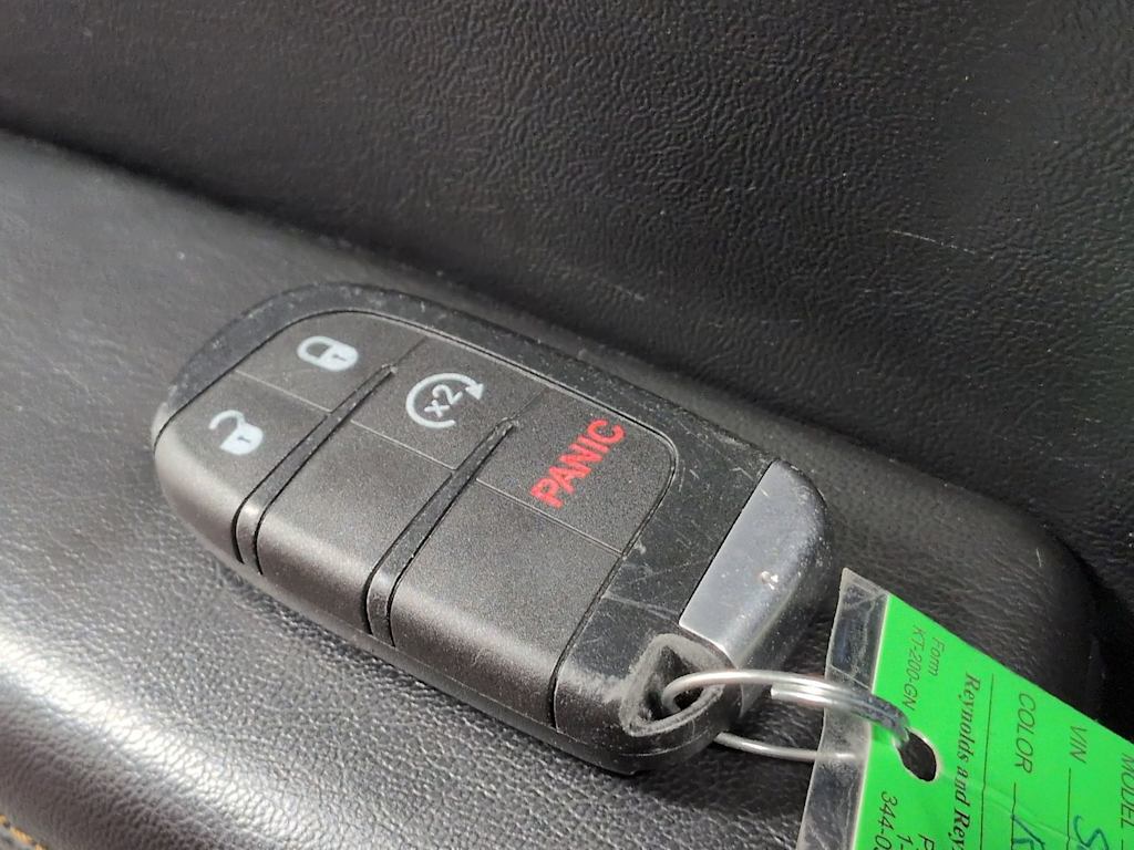 Thumbnail: 2020 Jeep Compass - 18