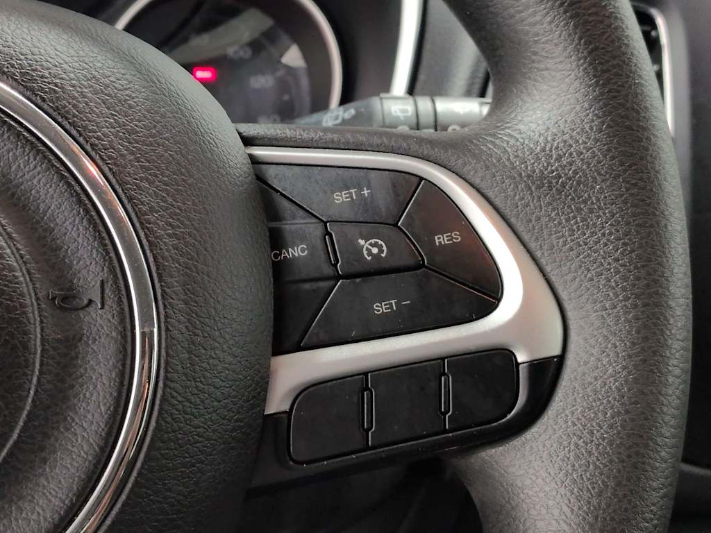 Thumbnail: 2020 Jeep Compass - 29