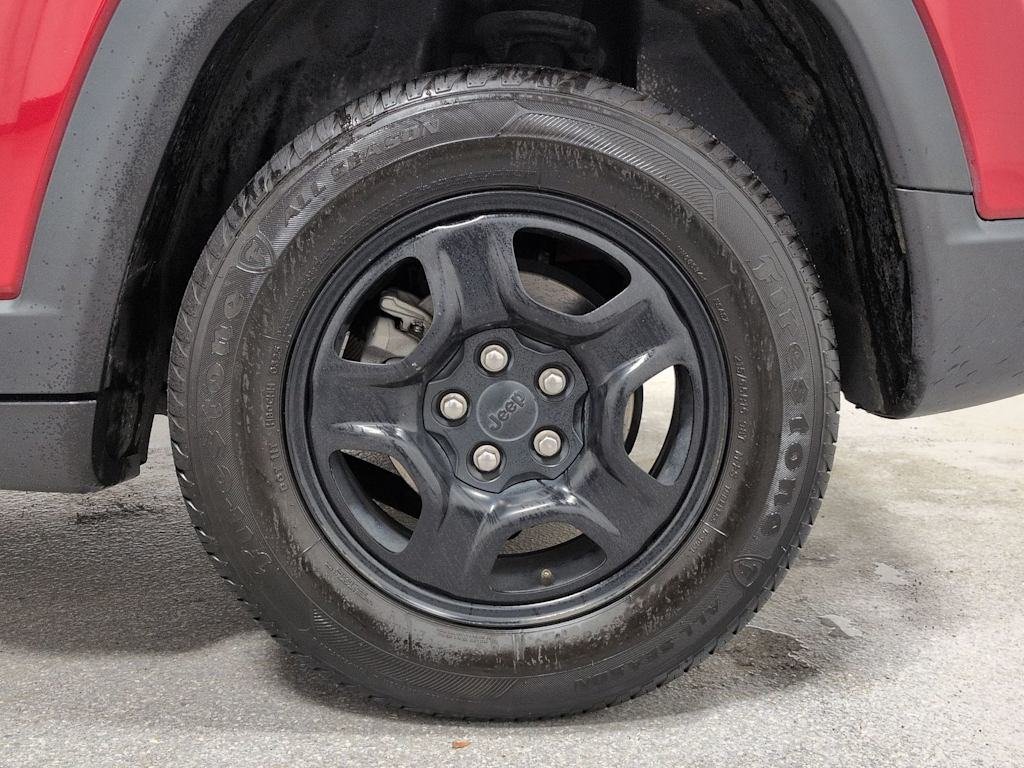 Thumbnail: 2020 Jeep Compass - 8