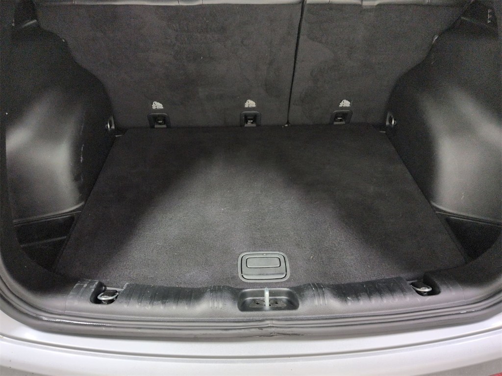 Thumbnail: 2023 Jeep Compass - 18