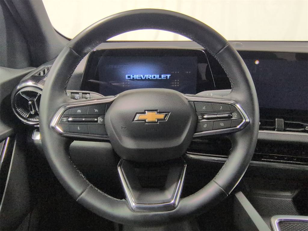 Thumbnail: 2025 Chevrolet Equinox - 14