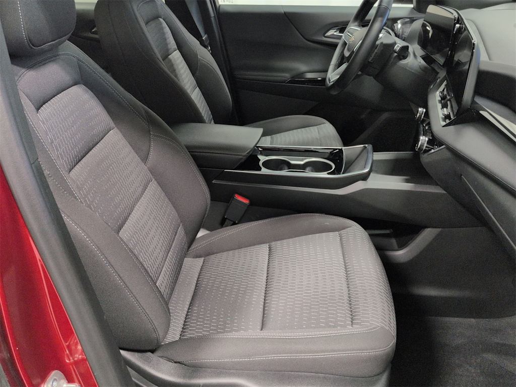 Thumbnail: 2025 Chevrolet Equinox - 12