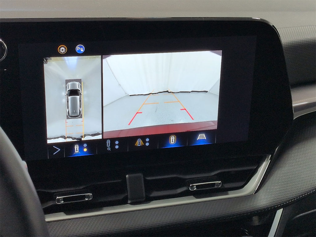 Thumbnail: 2025 Chevrolet Equinox - 36