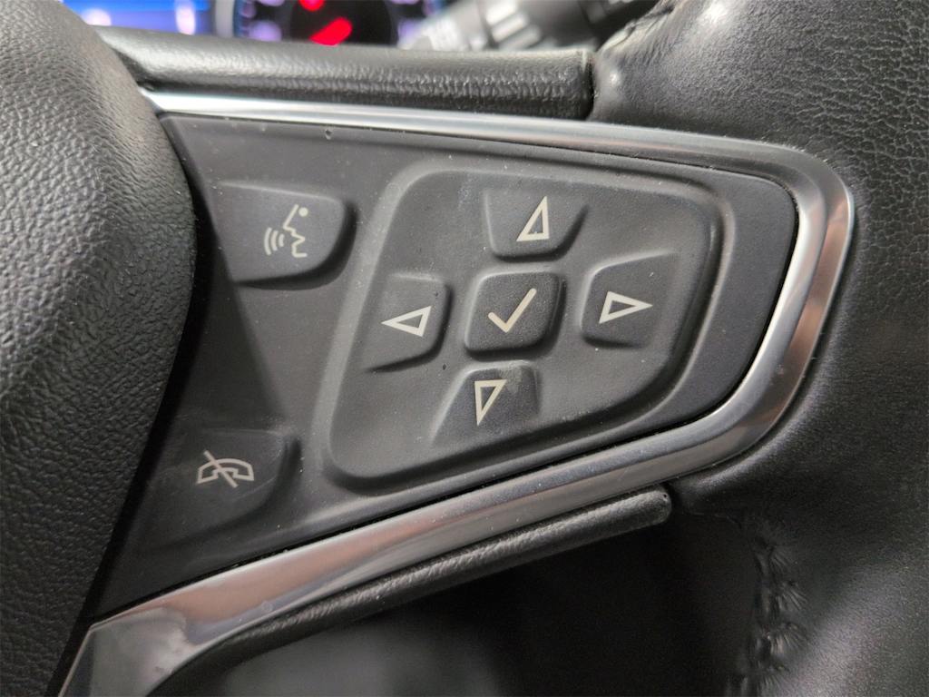 Thumbnail: 2019 Chevrolet Equinox - 31