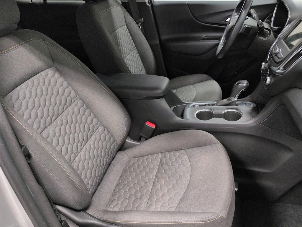 Thumbnail: 2019 Chevrolet Equinox - 12