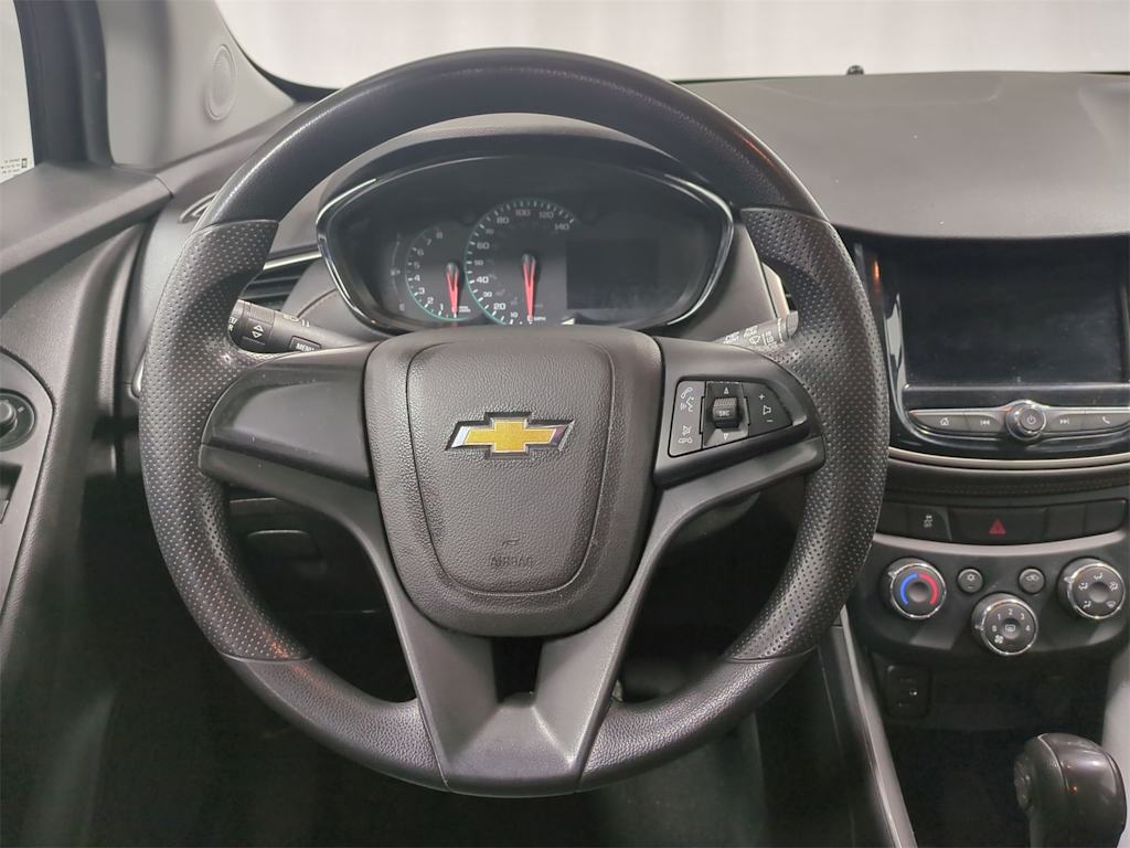2019 Chevrolet Trax LS 14