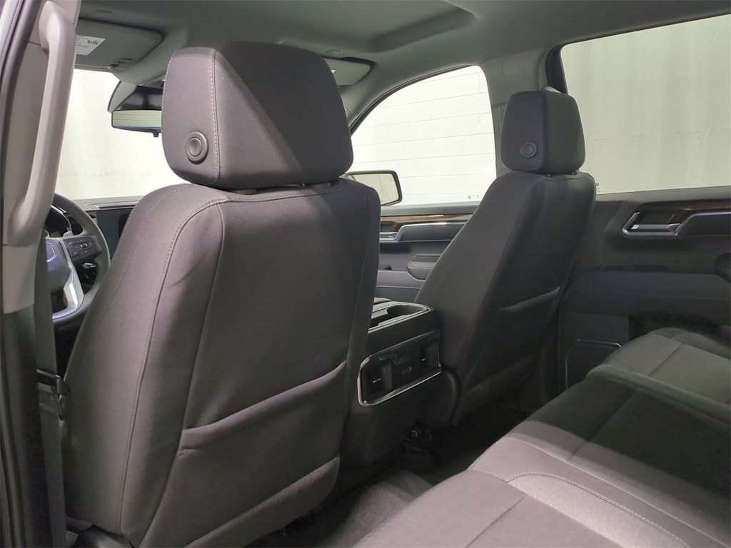 2025 GMC Sierra 1500 Elevation 13