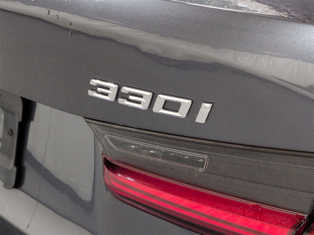 Thumbnail: 2020 BMW 3 Series - 24