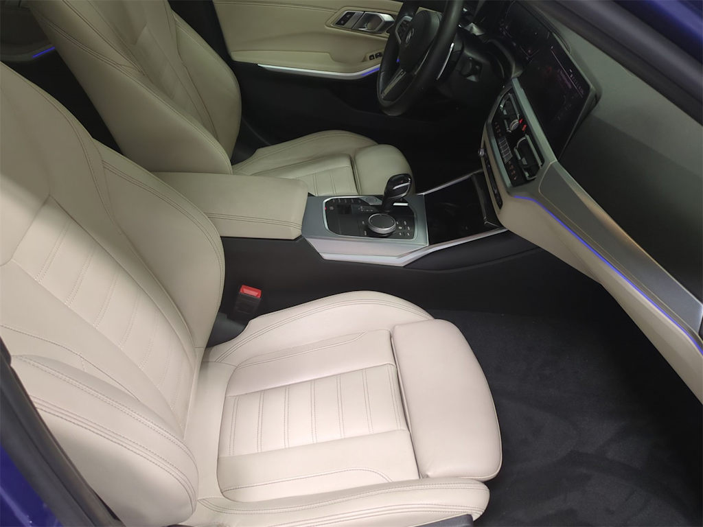 Thumbnail: 2021 BMW 3 Series - 30