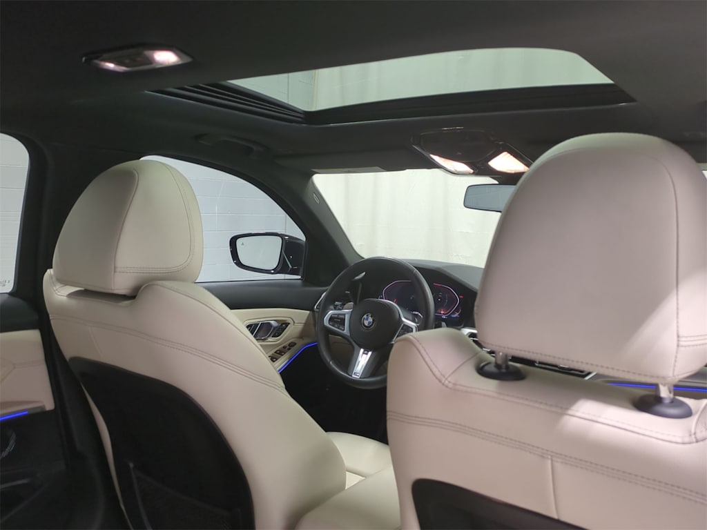 Thumbnail: 2021 BMW 3 Series - 12