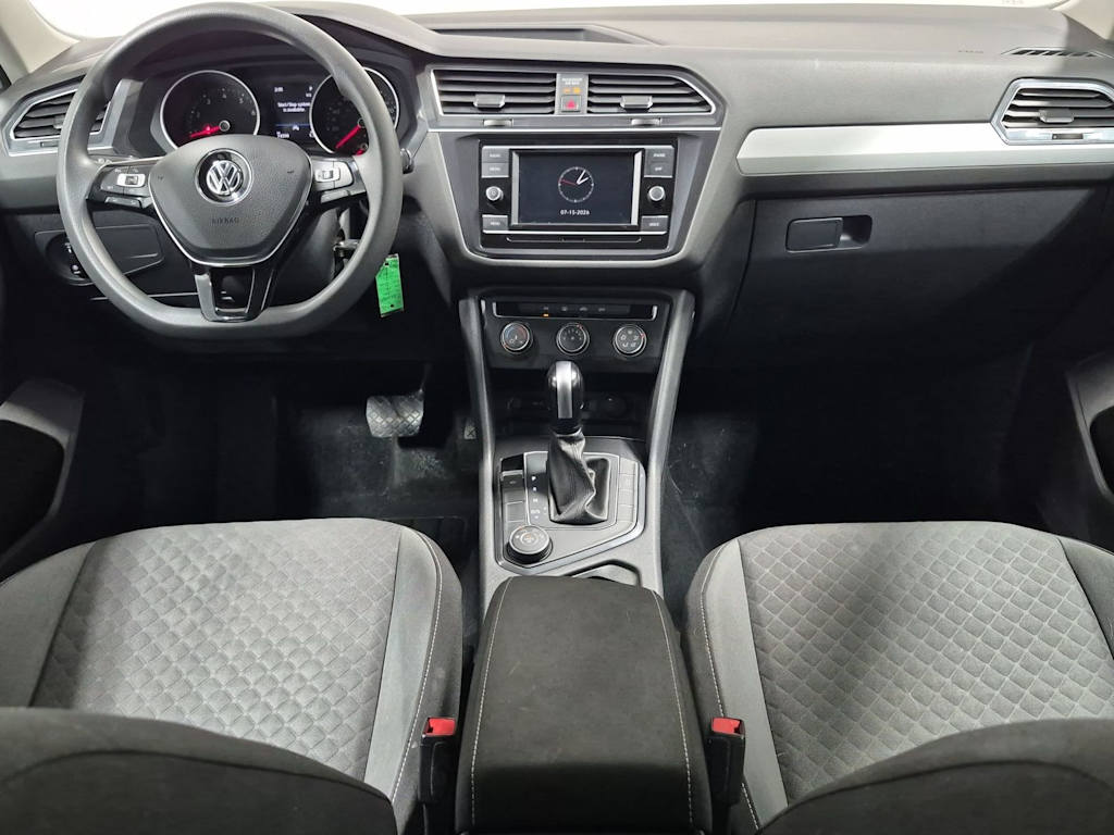 Thumbnail: 2021 Volkswagen Tiguan - 10