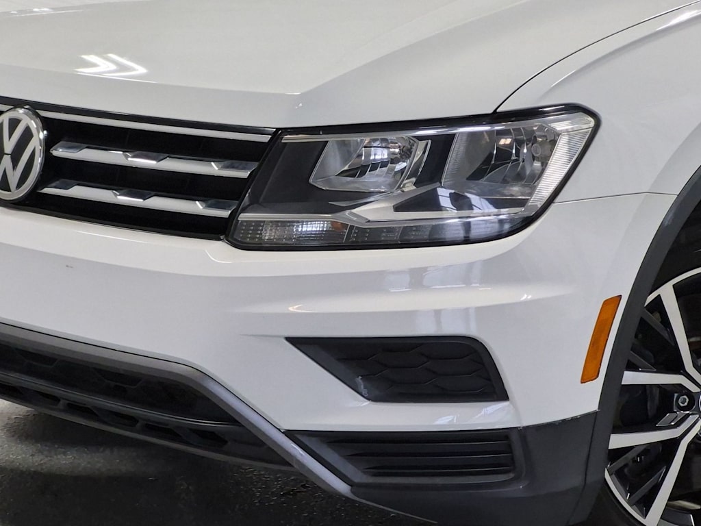 Thumbnail: 2021 Volkswagen Tiguan - 24