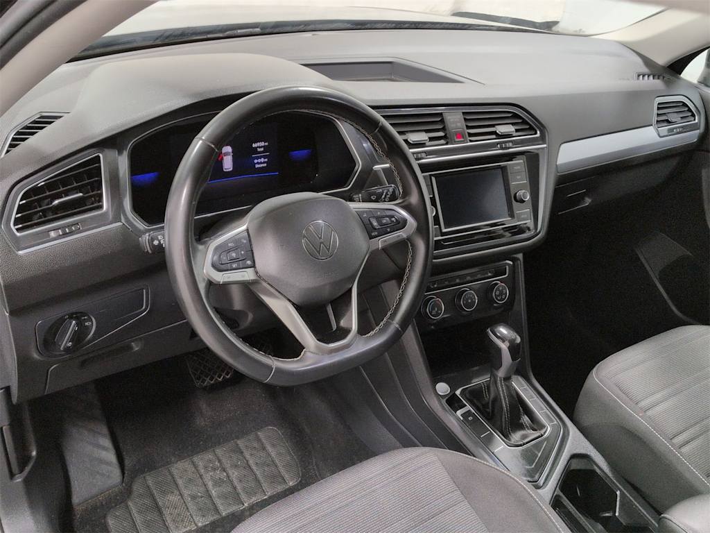 Thumbnail: 2022 Volkswagen Tiguan - 2