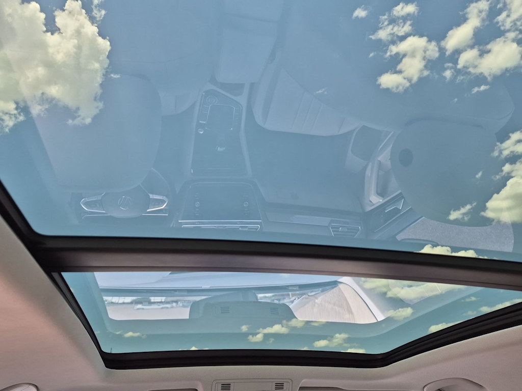 Thumbnail: 2022 Volkswagen Tiguan - 30