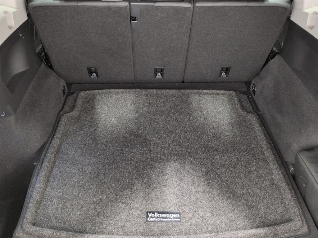 Thumbnail: 2022 Volkswagen Tiguan - 18