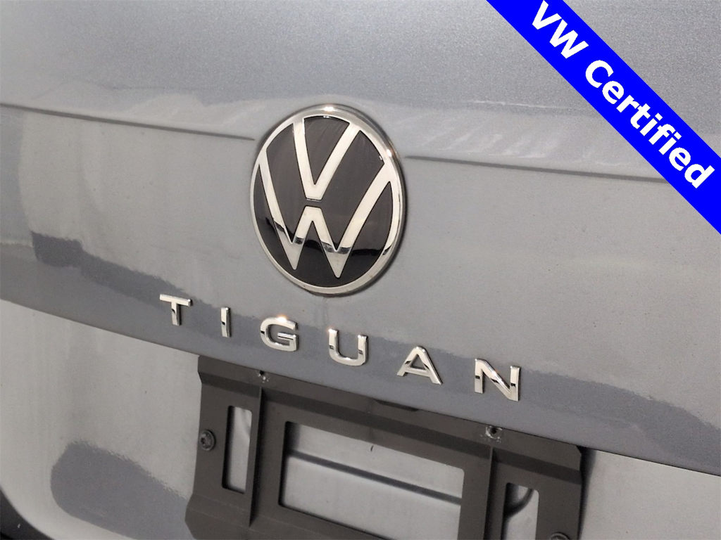 Thumbnail: 2023 Volkswagen Tiguan - 7