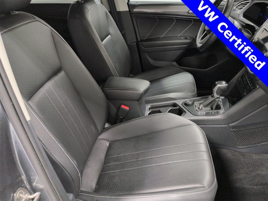 Thumbnail: 2023 Volkswagen Tiguan - 12