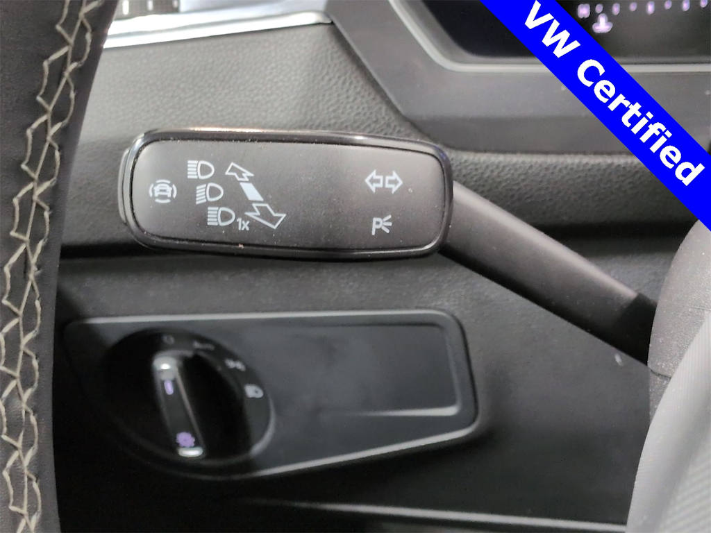 Thumbnail: 2023 Volkswagen Tiguan - 33