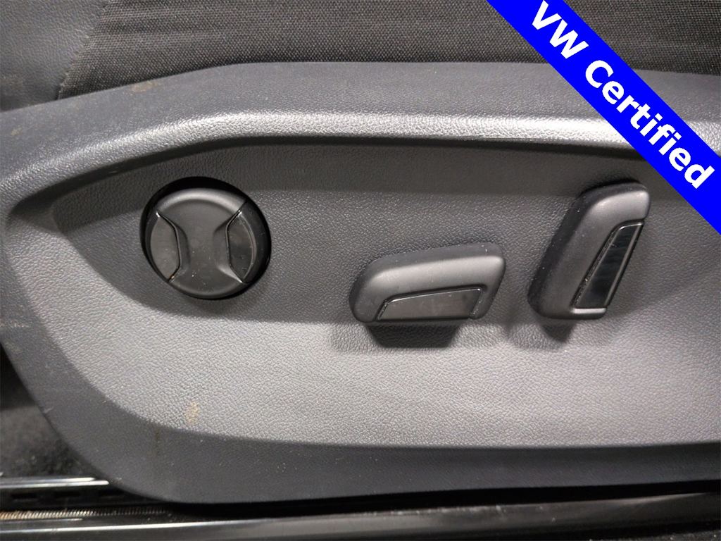 Thumbnail: 2023 Volkswagen Tiguan - 27