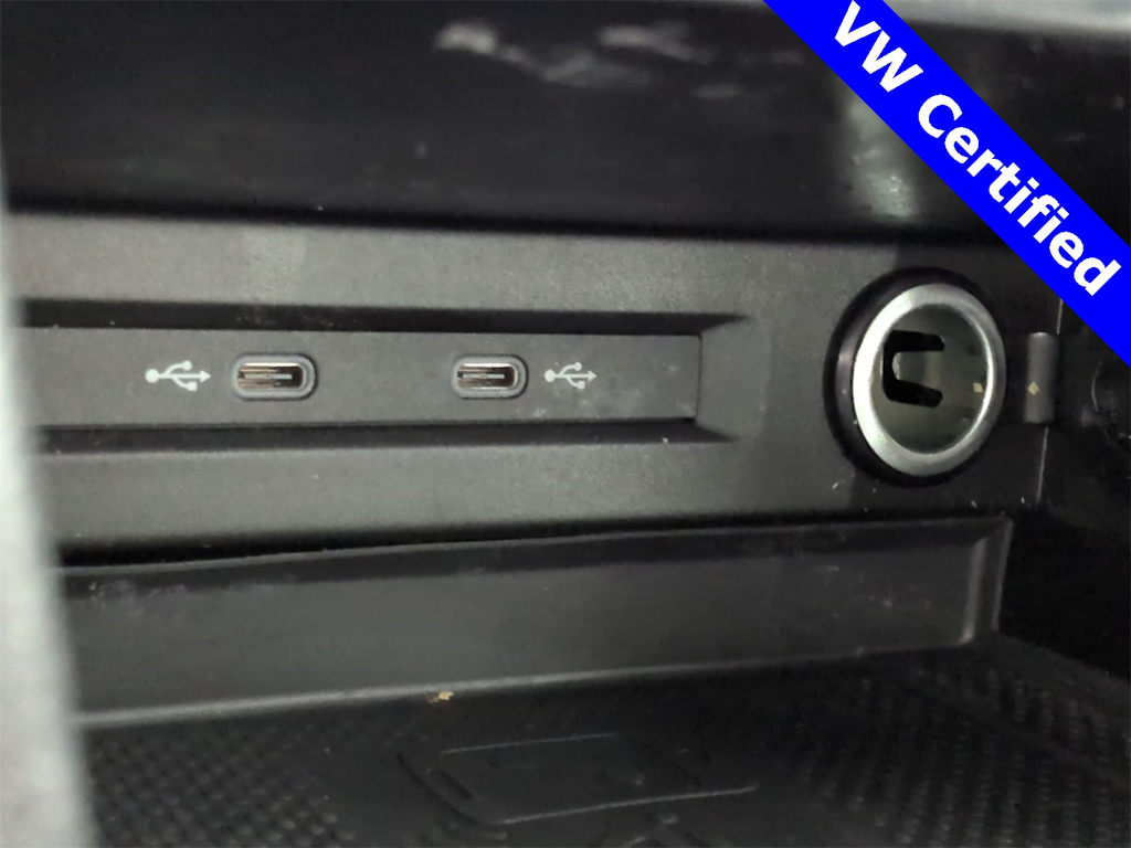 Thumbnail: 2023 Volkswagen Tiguan - 36