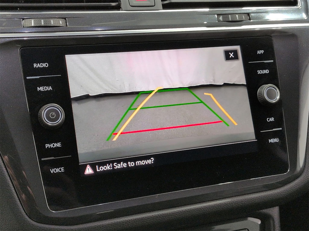 Thumbnail: 2023 Volkswagen Tiguan - 34