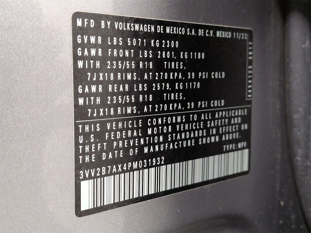 Thumbnail: 2023 Volkswagen Tiguan - 19