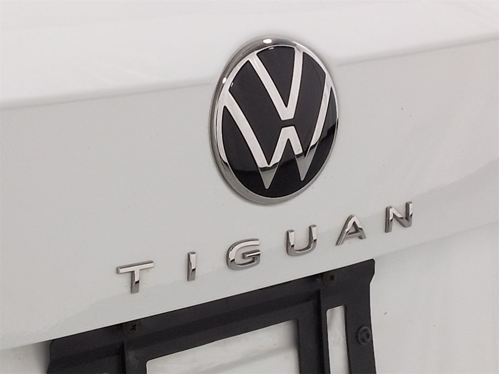 Thumbnail: 2024 Volkswagen Tiguan - 26