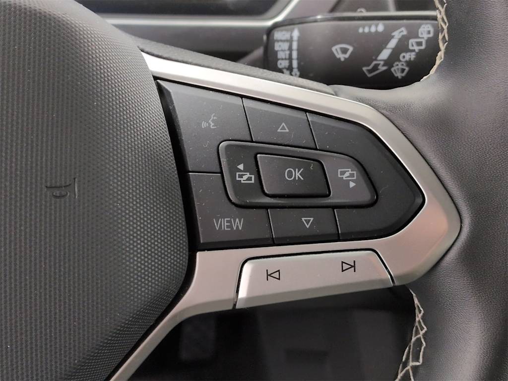 Thumbnail: 2024 Volkswagen Tiguan - 32