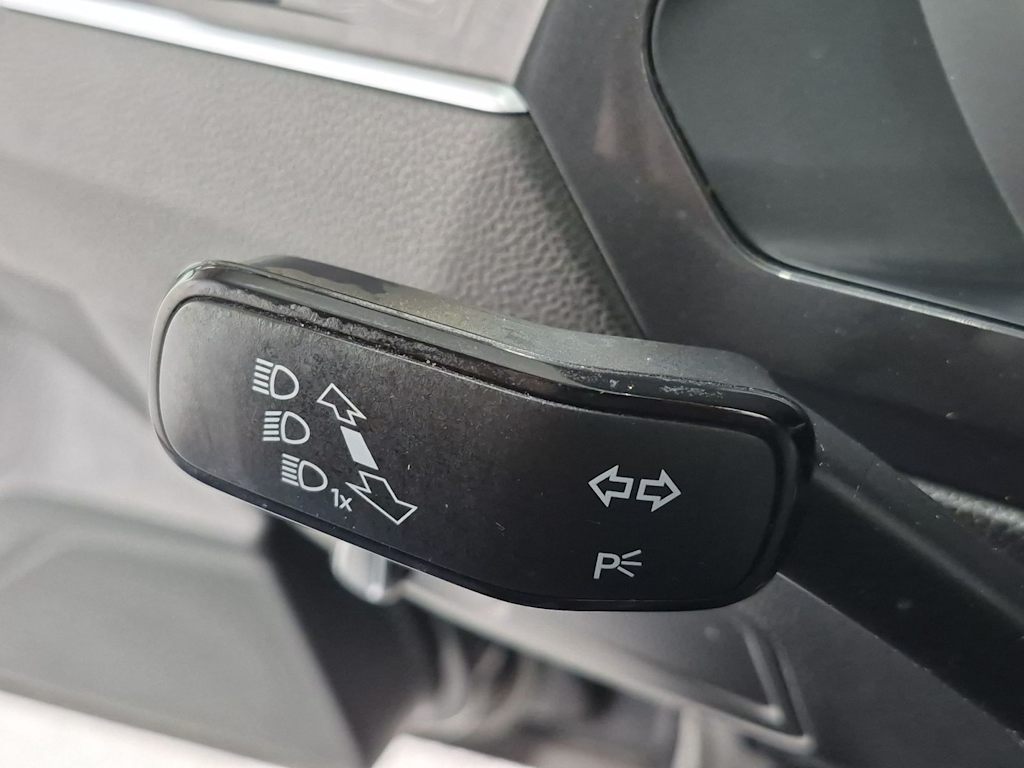 Thumbnail: 2019 Volkswagen Tiguan - 34