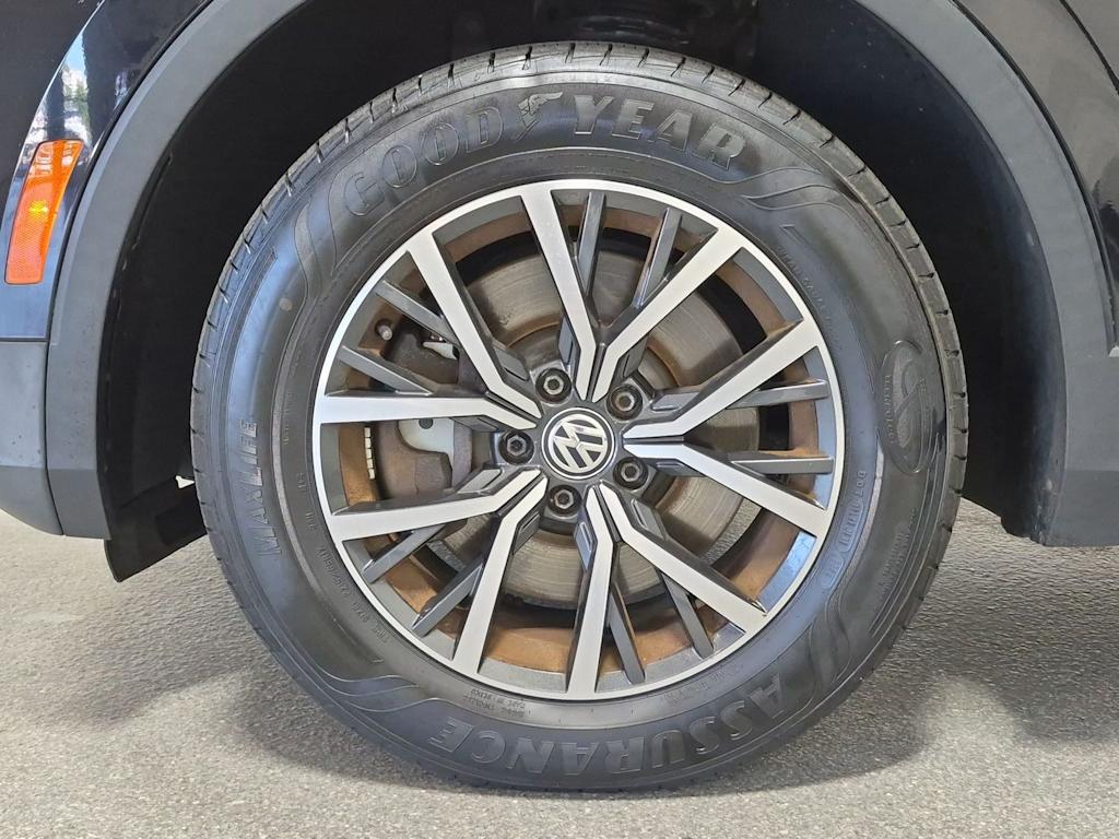 Thumbnail: 2019 Volkswagen Tiguan - 8