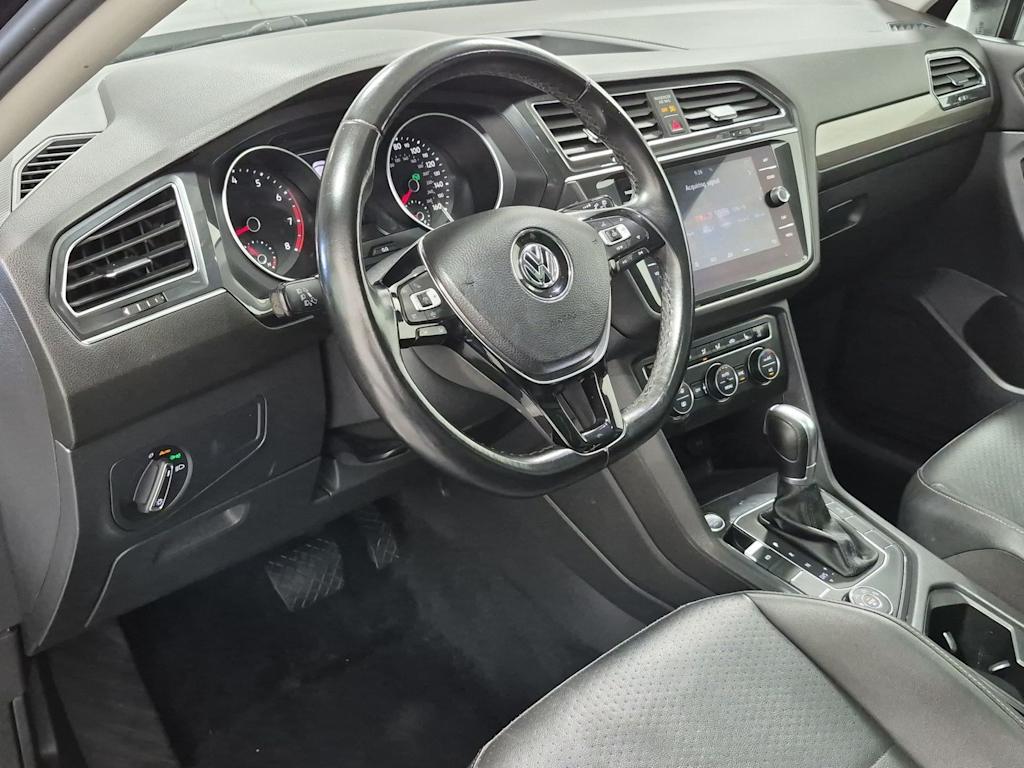 Thumbnail: 2019 Volkswagen Tiguan - 2