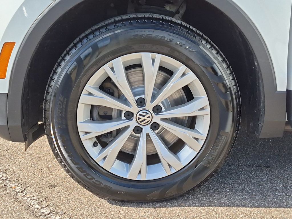 Thumbnail: 2019 Volkswagen Tiguan - 8