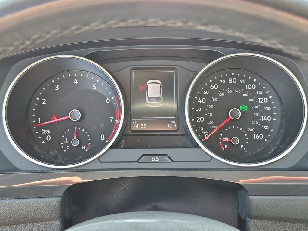 Thumbnail: 2019 Volkswagen Tiguan - 16