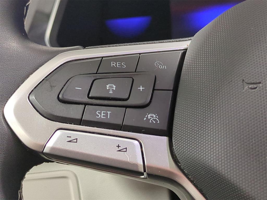 Thumbnail: 2022 Volkswagen Tiguan - 26