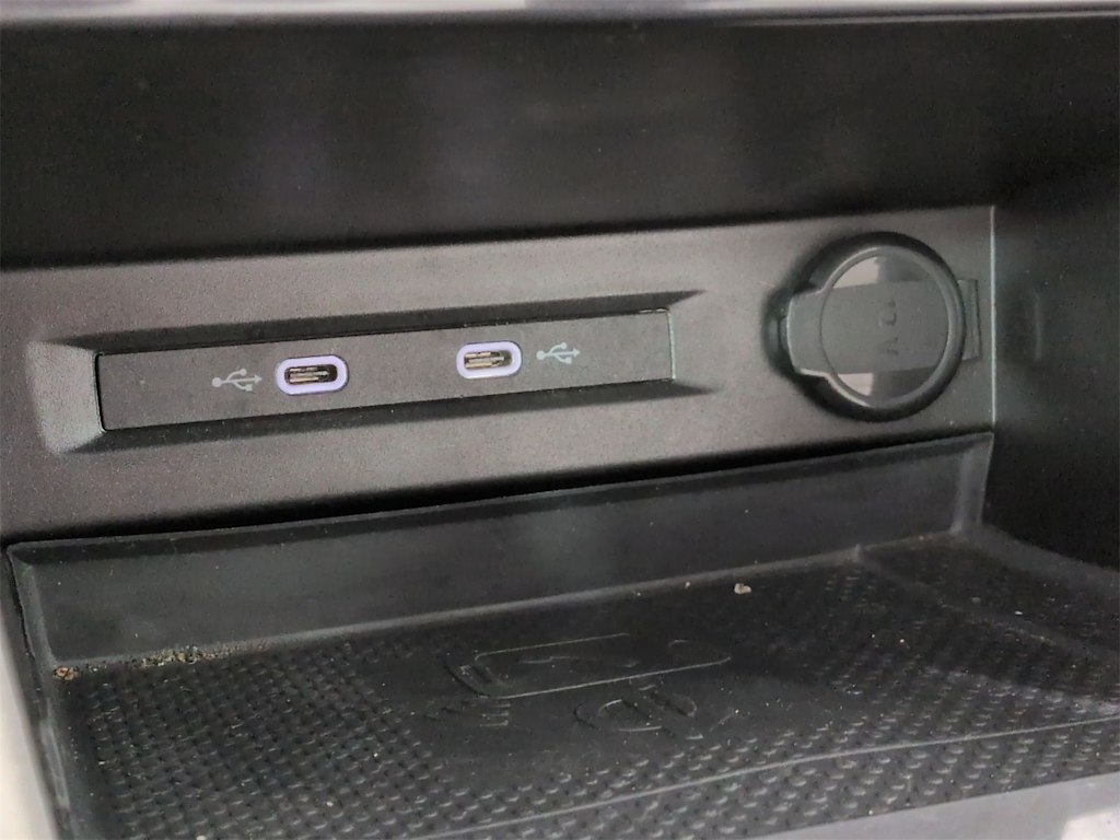 Thumbnail: 2022 Volkswagen Tiguan - 26