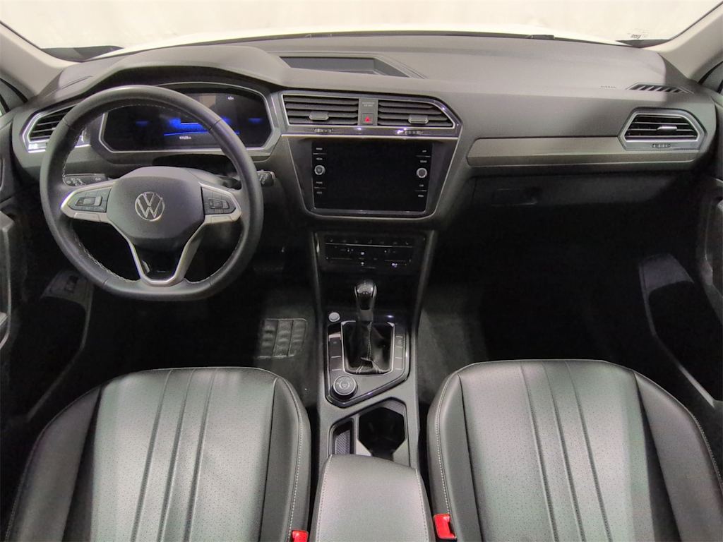Thumbnail: 2024 Volkswagen Tiguan - 10