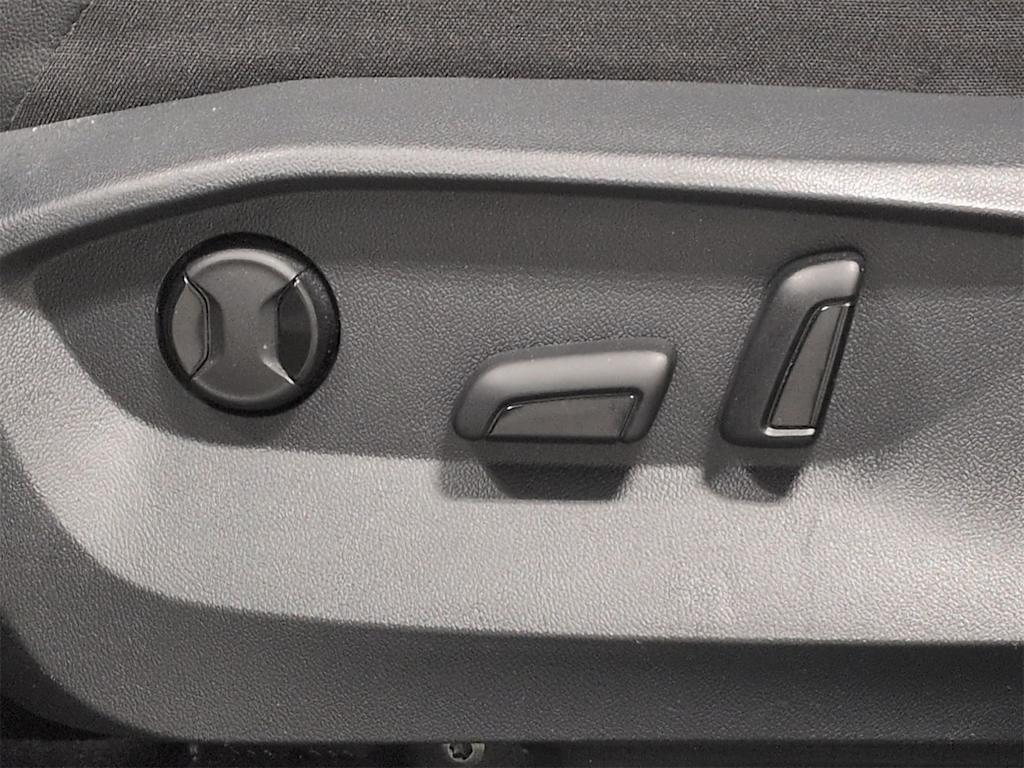 Thumbnail: 2024 Volkswagen Tiguan - 27