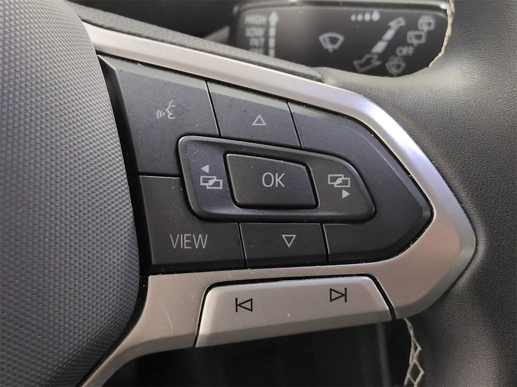 Thumbnail: 2024 Volkswagen Tiguan - 31