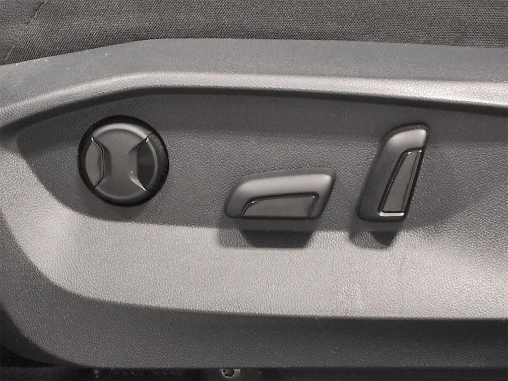 Thumbnail: 2024 Volkswagen Tiguan - 19