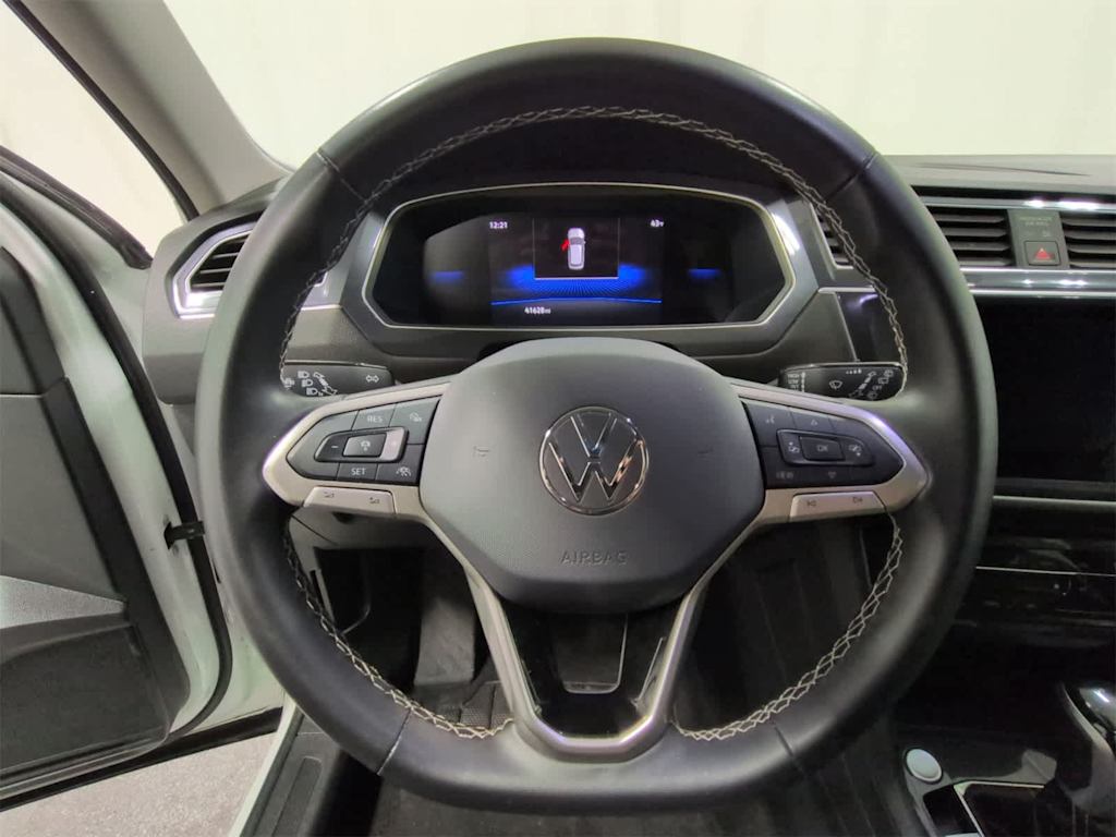 Thumbnail: 2024 Volkswagen Tiguan - 10