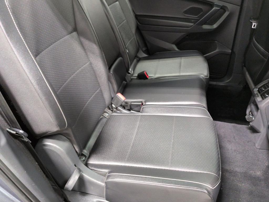 Thumbnail: 2021 Volkswagen Tiguan - 29