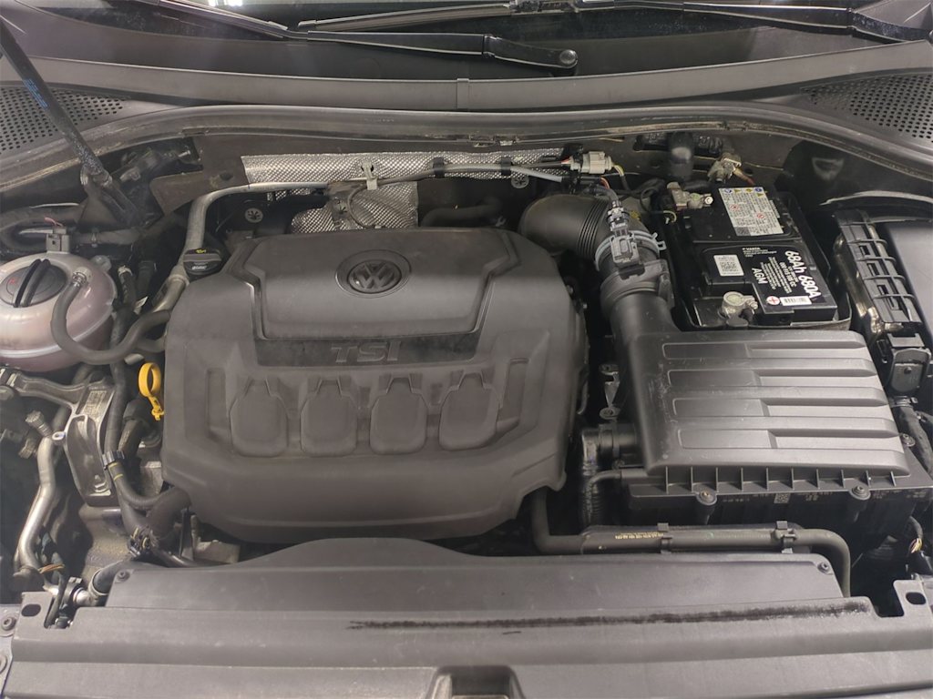 2018 Volkswagen Tiguan SEL 9