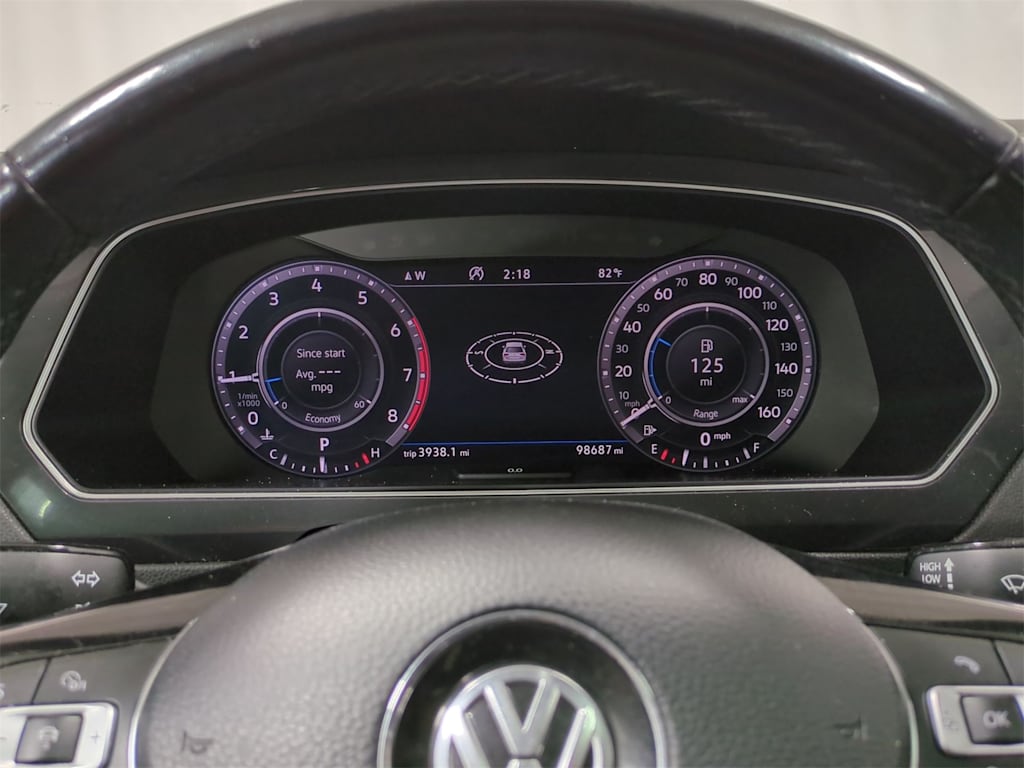2018 Volkswagen Tiguan SEL 17