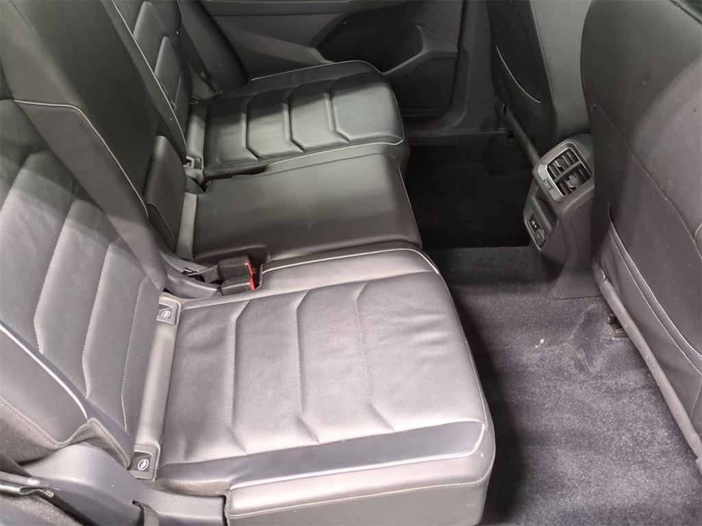 2018 Volkswagen Tiguan SEL 12