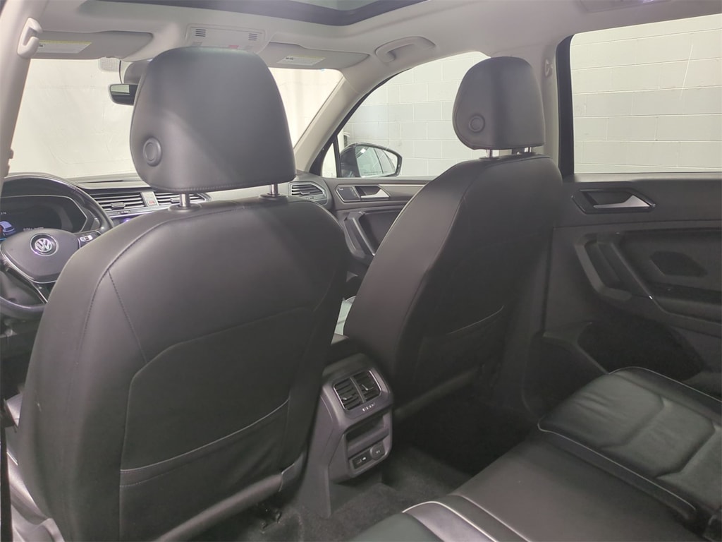 2018 Volkswagen Tiguan SEL 13