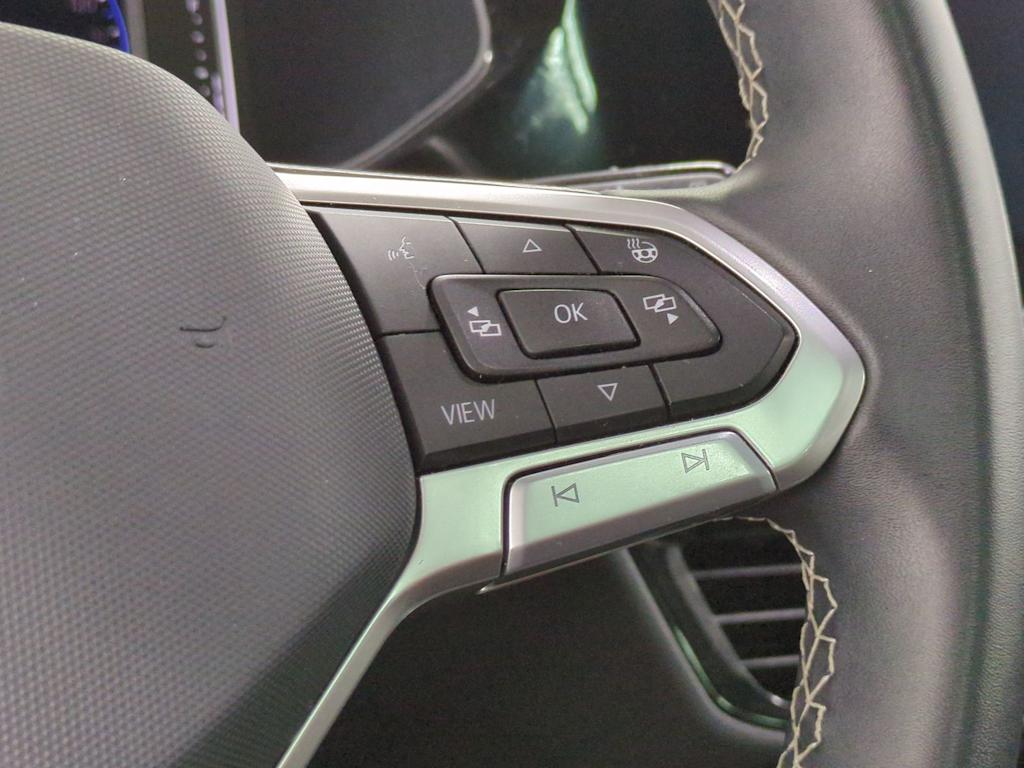 Thumbnail: 2023 Volkswagen Taos - 31