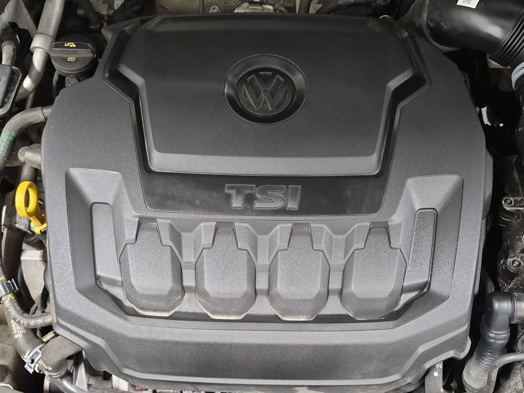 Thumbnail: 2023 Volkswagen Tiguan - 9