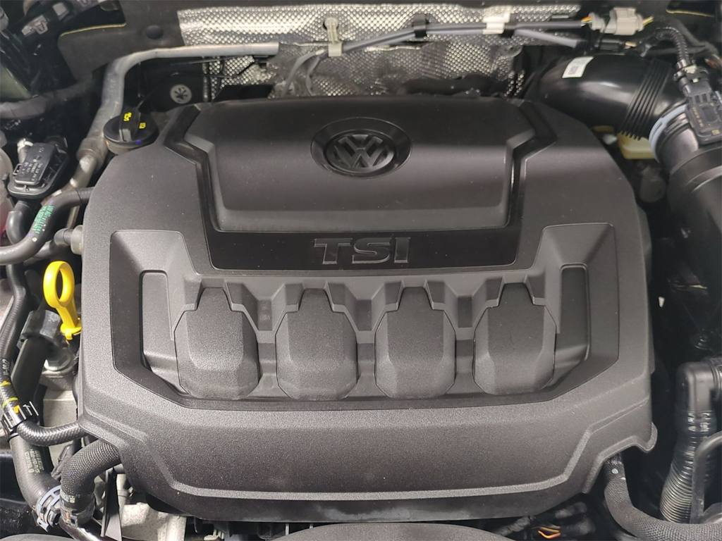 Thumbnail: 2023 Volkswagen Tiguan - 8