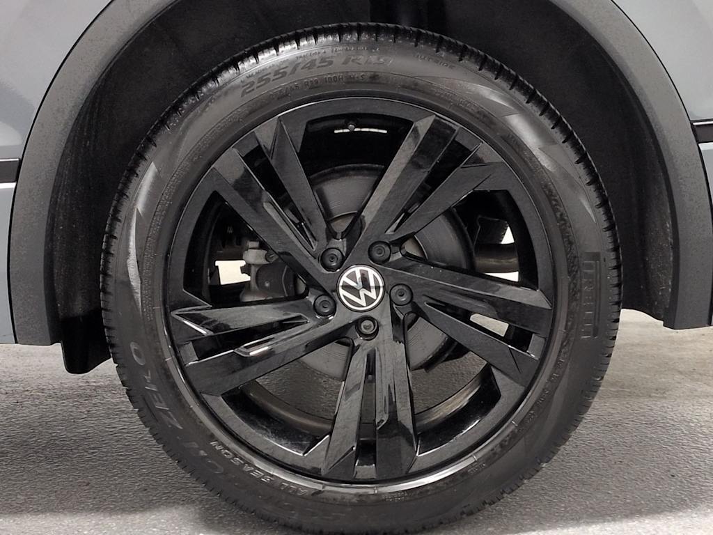 Thumbnail: 2024 Volkswagen Tiguan - 8