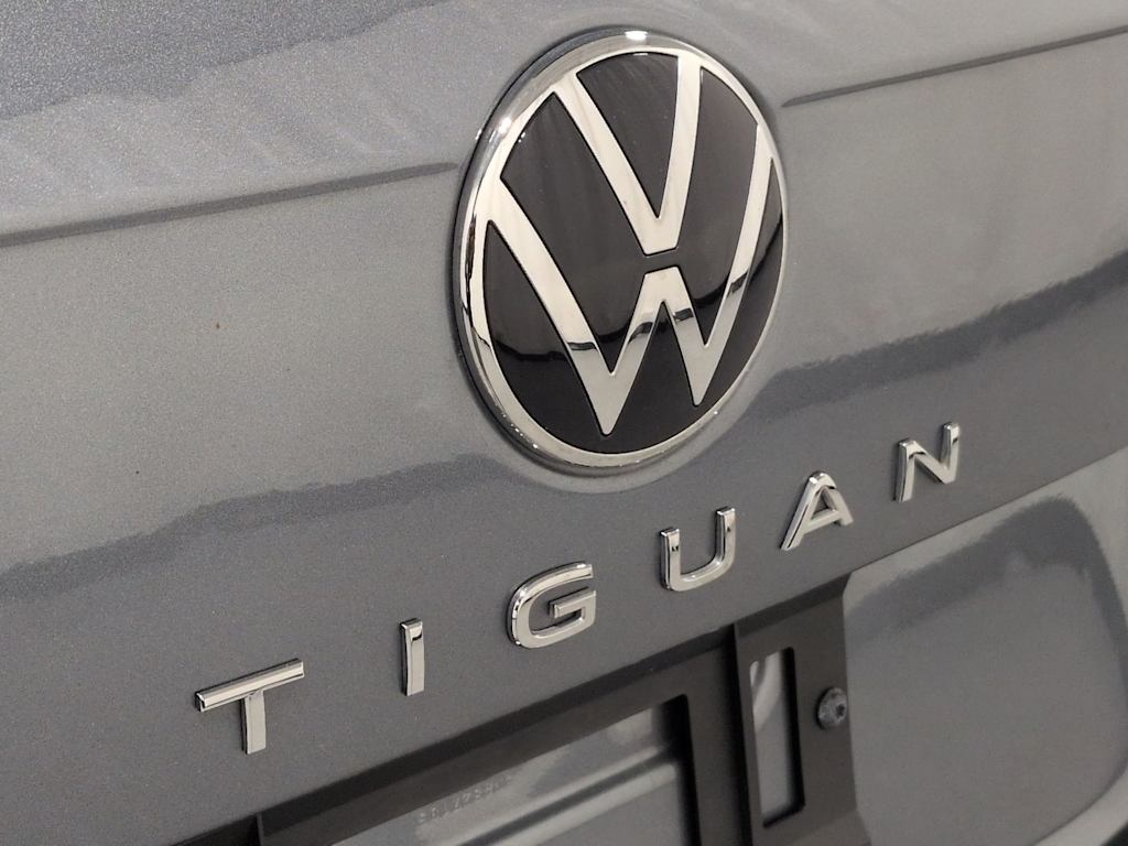 Thumbnail: 2024 Volkswagen Tiguan - 25